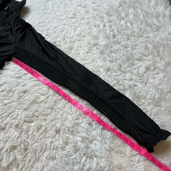 Lululemon Windbreaker Jacket Size 6 Mesh Back Black Full Zip Jogger Track - Picture 13 of 13